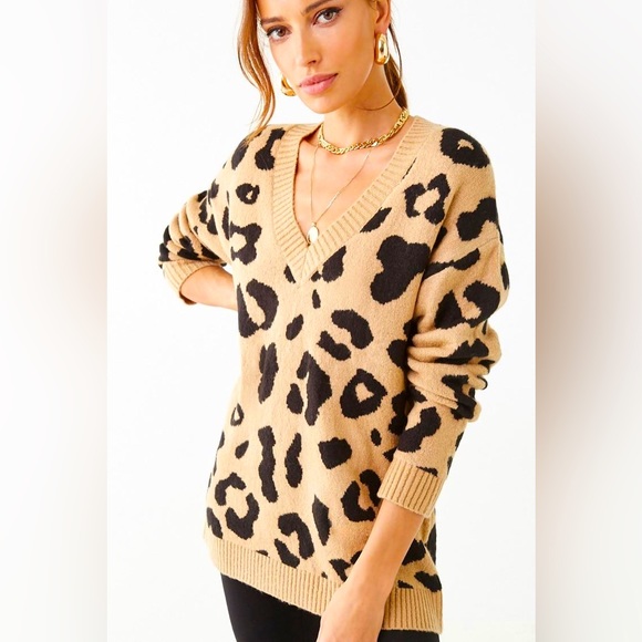 Forever 21 Leopard Tunic Sweater - Picture 1 of 4